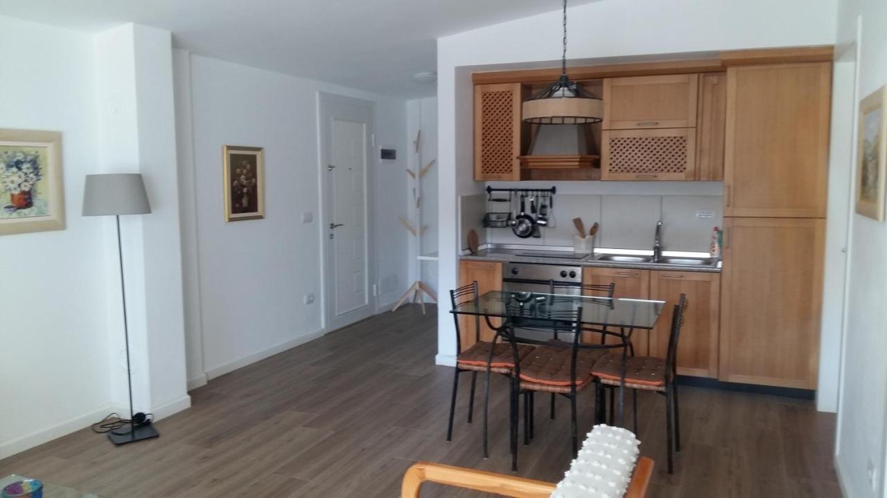 Villa Leyland Голем Экстерьер фото